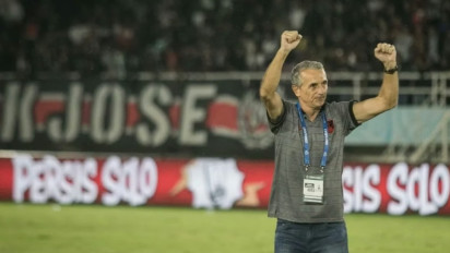 Laga Krusial Persis Solo Vs Borneo FC, Milomir Seslija Siapkan Pembuktian Pemain Baru