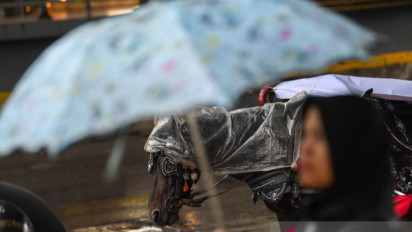 Banyak Orang yang Selama Ini Salah soal Hubungan Hujan dan Sakit