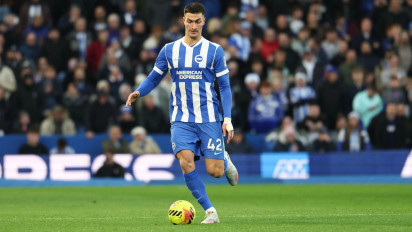 AC Milan Gigit Jari, Rencana Gaet Bek Muda Liga Inggris Berpotensi Gagal Terealisasi di Bursa Transfer Musim Dingin