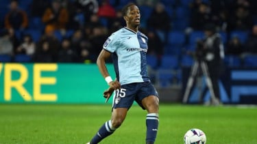 Thom Haye Beri 'Like' Momen Perpisahan Terence Kongolo dengan NAC Breda, Kode Ajakan untuk Gabung Persib Bandung?