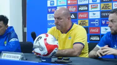 Pelatih Persib Bandung, Bojan Hodak