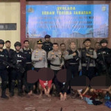 Polisi Tangkap Enam Remaja Diduga Hendak Tawuran di Kemayoran, Senjata Tajam Golok-Celurit Disita