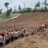 Pemerintah Serius Tangani Longsor Cisarua, KLH Akan Terjunkan Tim Ahli untuk Kaji Lanskap Pascabencana