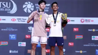 Alwi Farhan di podium juara Indonesia Masters 2026