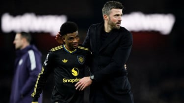 Michael Carrick Diminta Langsung Coret Satu Pemain Manchester United Ini usai Kemenangan atas Arsenal