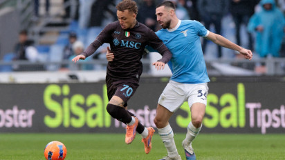 Derby Milan di Bursa Transfer, Inter dan AC Milan Siap Saling Sikut Demi Bajak Bek Lazio Musim Panas Nanti