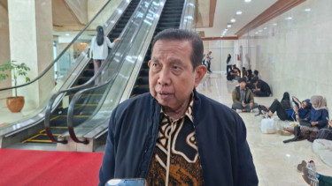Disetujui Semua Fraksi, Adies Kadir Calon Tunggal Hakim MK Pengganti Arief Hidayat