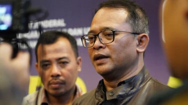 DPR Soroti Maraknya Banjir, Komisi VIII Minta BAZNAS Perbanyak Distribusi Bantuan