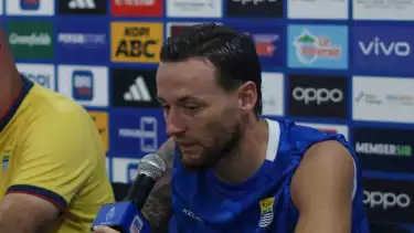 Jadi Kejutan di Bursa Transfer Paruh Musim, Marc Klok Baru Tahu Persib Rekrut Dion Markx dari Sosial Media