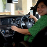 Kisah Pengemudi Taksi Online Dokter Rosa Bantu Penumpang Hamil