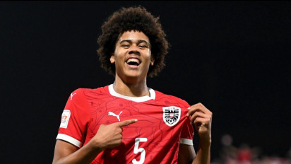 Liverpool Datangkan Bek Muda Jangkung, Digadang-gadang Penerus Virgil van Dijk