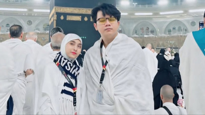 Ibunda Mendiang Tika Ungkap Sikap Pesulap Merah saat Umrah, Masalah Rumah Tangga Baru Terbongkar