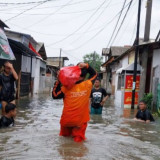 Kamis Pagi, 17 RT di Jakarta Terendam Banjir Setinggi 1,5 Meter, Bendung Katulampa Siaga 3