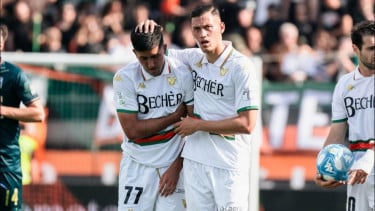 Jago Lemparan Jauh seperti Pratama Arhan, Bisakah Gelandang Islandia Berdarah Jakarta Ini Dipanggil ke Timnas Indonesia?