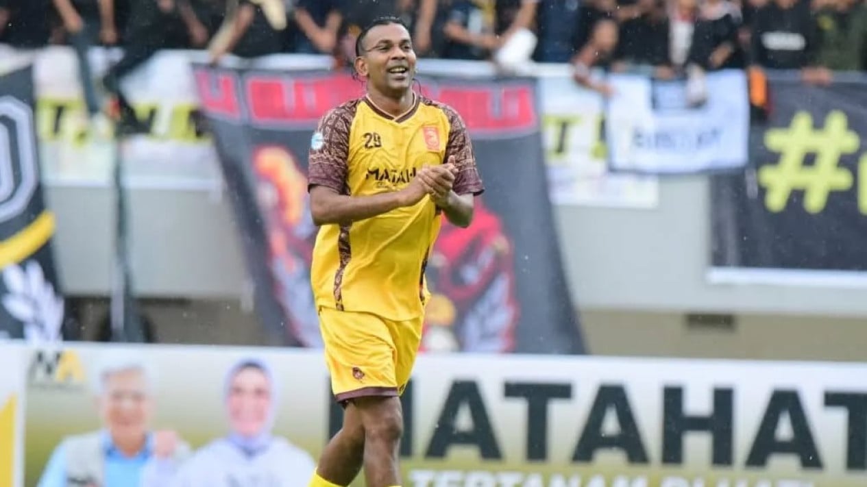 Nostalgia Liga Indonesia: Wijay, Gelandang Nyentrik Keturunan India Milik Sriwijaya FC, Kini Bimbing Talenta Muda Sumatera Selatan
            - galeri foto