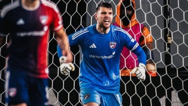 3 Fakta Dibalik Kabar Transfer Maarten Paes ke Ajax Amsterdam, Ditebus Jutaan Euro hingga Potensi Jadi Kiper Utama