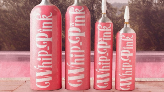 Whip Pink Itu Apa? Ini Pencetus, Pemilik, Cara Pakai, dan Whip Pink ...