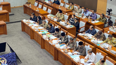 Menag Ajukan Rp702,98 Miliar ke DPR untuk Renovasi Ponpes-Rumah Ibadah Terdampak Banjir Sumatera