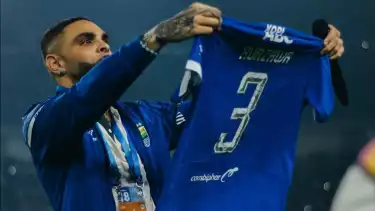 Layvin Kurzawa Resmi Bergabung dengan Persib Bandung
