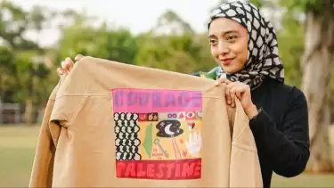 Siapa si Chiki Fawzi? Artis Indonesia yang Dikeluarkan dari Petugas Haji 2026