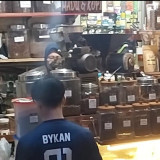 Menikmati Kemewahan Kopi Nusantara di Sudut Pasar Beringharjo, Harga Kaki Lima Kualitas Premium