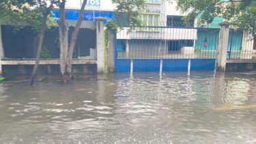Hati-Hati! 5 Ruas Jalan di Jakarta Masih Terendam Banjir, Ketinggian hingga 40 Cm