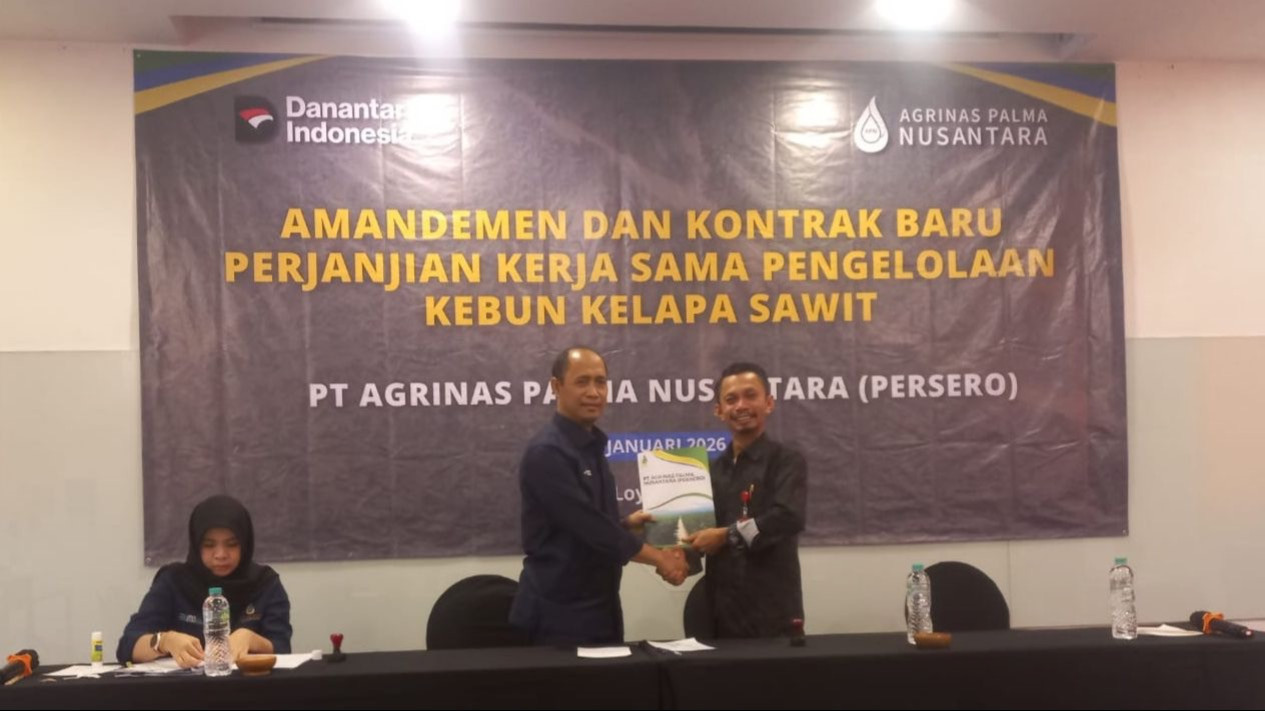 Evaluasi Rampung, Agrinas Kukuhkan KSO Koptan Kelola Ribuan Hektare Sawit Sitaan Negara di Kampar
            - galeri foto