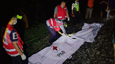 Sepasang Remaja Tewas Tertemper KA Jayakarta Jurusan Pasar Senen–Surabaya