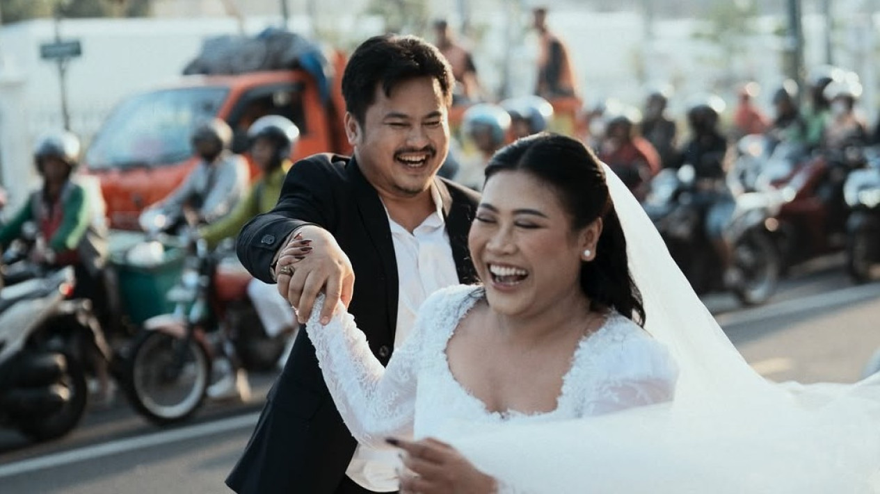 Usai Boiyen Gugat Cerai, Kuasa Hukum Rully Ungkap Kondisi Terakhir Rumah Tangga Kliennya
            - galeri foto