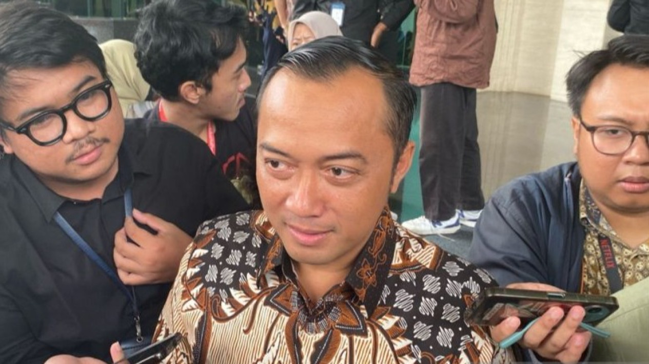 Mensesneg Jawab Rumor Reshuffle Kabinet: Itu Hak Prerogatif Presiden, Beliau yang Monitor Kinerja Pembantunya
            - galeri foto