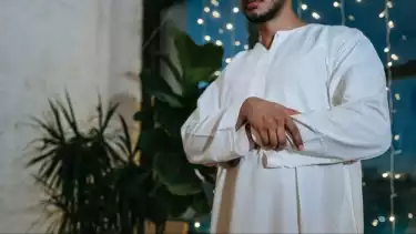 Sebenarnya Lebih Utama mana Salat Qobliyah Subuh di Masjid atau Rumah?