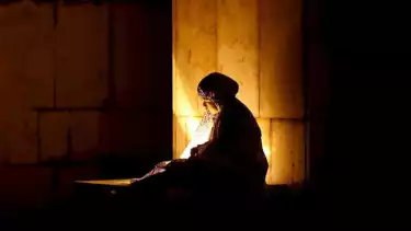 Mulai Sekarang Coba Salat Tahajud di Waktu Ini, Kata Ustaz Adi Hidayat Lebih Afdhol untuk Raih Keistimewaannya