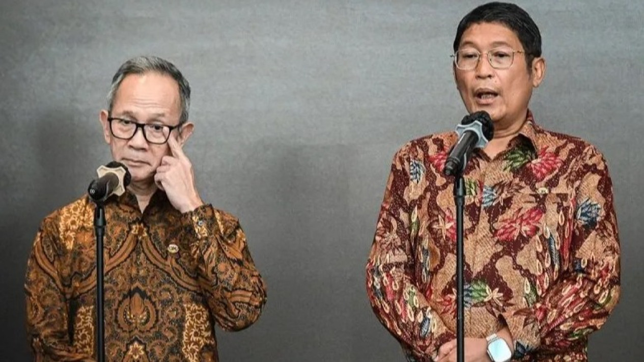 OJK Umumkan 2 Orang Pejabat Pengganti Anggota Dewan Komisioner, Ini Daftarnya!
            - galeri foto