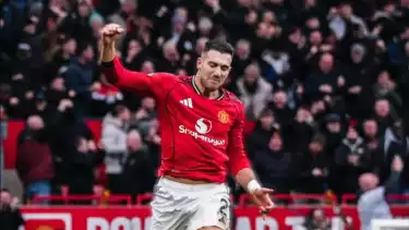 Dua Raksasa Eropa, Real Madrid dan Bayern Munich Saling Sikut Berebut Bintang MU?