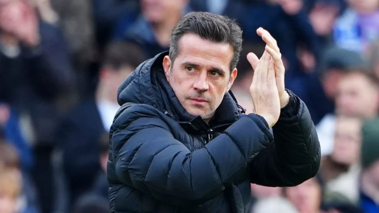 Manchester United Benar-benar Siap Mengunci Jalur Liga Champions? Prediksi MU Vs Fulham 1 Februari 2026
            - galeri foto