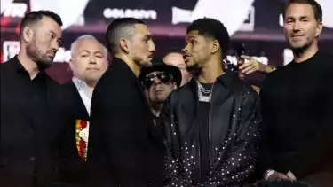 Duel tinju dunia Teofimo Lopez Jr. vs Shakur Stevenson