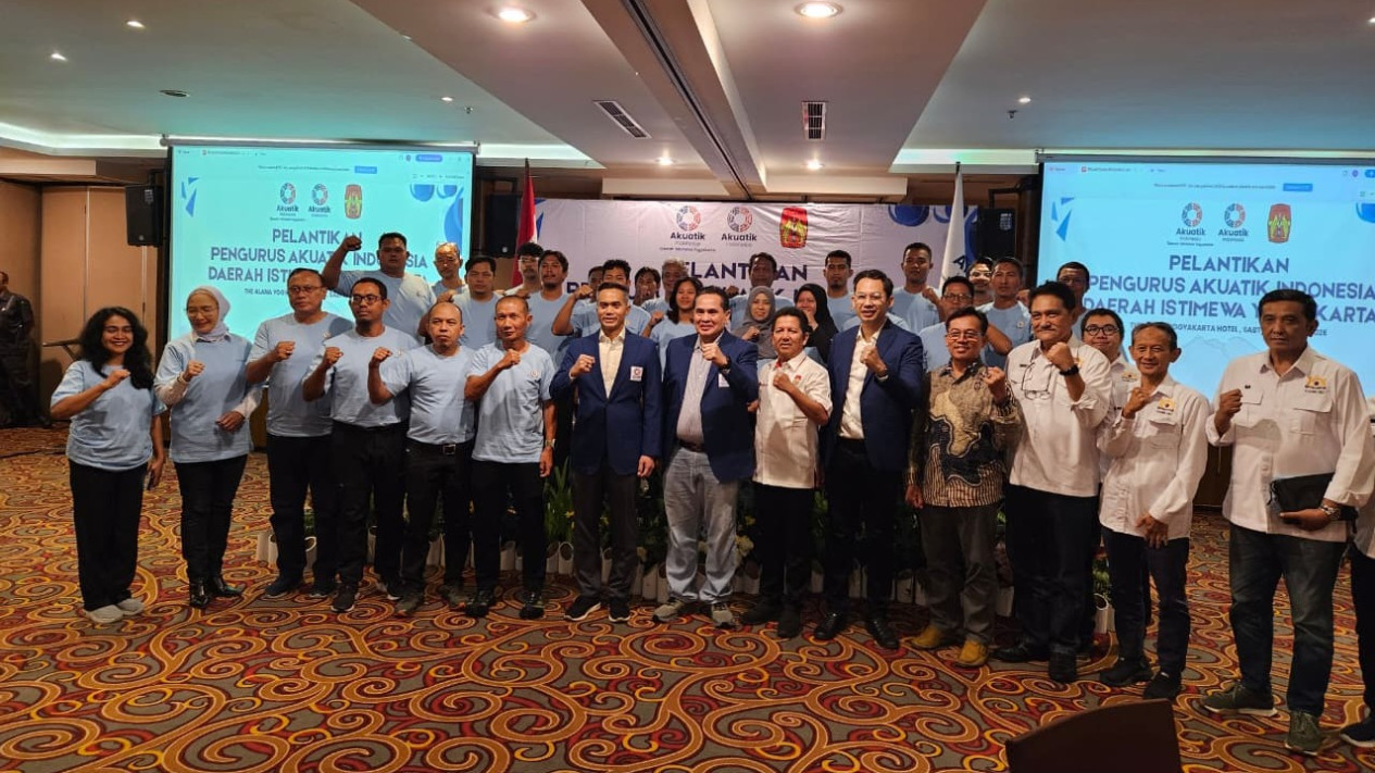 Lantik Pengurus Provinsi Akuatik Indonesia DIY, Anindya Minta Sinergi untuk Tingkatkan Prestasi
            - galeri foto