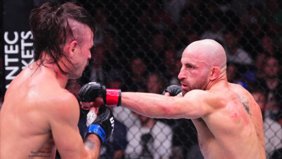 Rekap Hasil UFC 325: Alexander Volkanovski Pertahankan Gelar Juara Kelas Bulu, Dan Hooker Telan Kekalahan Memalukan