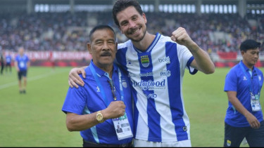 Thom Haye Optimistis Bawa Persib Bandung ke Babak Perempat Final AFC Champions League Two 2025-2026