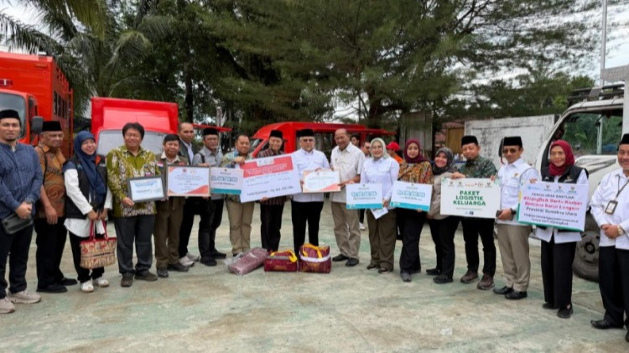 Tinjau Kondisi Pascabencana di Langkat, Komisi VIII DPR RI Dorong Rehabilitasi dan Data Satu Pintu untuk Pemulihan Ekonomi
            - galeri foto
