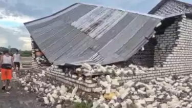 Puluhan Rumah Warga di Pamekasa Rusak Diterjang Angin Kencang