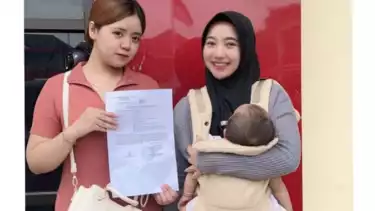 Korban saat melapor ke Polres Jember