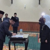 Khofifah Lantik Tujuh Pejabat Eselon II Pemprov Jatim Berbasis Talent DNA