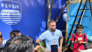 Tak Perlu Adaptasi Lama, Layvin Kurzawa Akui Sudah Semakin Nyaman Bersama Persib 
