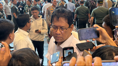 IHSG Masih Terjun, Menkeu Purbaya: Saran Saya Serok ke Bawah, Fondasi Ekonomi Masih Bagus