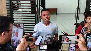 Dedi Kusnandar Antusias Kembali Bela Persib  Bandnung