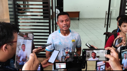 Dedi Kusnandar Antusias Kembali Bela Persib Bandung, Ambisi Teruskan Pencapaian Positif Tim