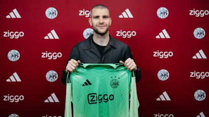 Efek Timnas Indonesia Bikin Media Belanda Takjub usai Rafael van der Vaart 'Dipotong-potong' Gara-Gara Semprot Maarten Paes