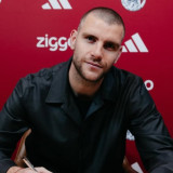 Baru Gabung Sudah Ditinggal, Kiper Timnas Indonesia Punya Kenangan Indah dengan Pemain Baru Ajax