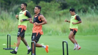 Persija Tancap Gas Jelang Hadapi Arema FC di GBK, Mauricio Souza Bongkar Strategi Rahasia & Kabar Terbaru Van Basty Sousa